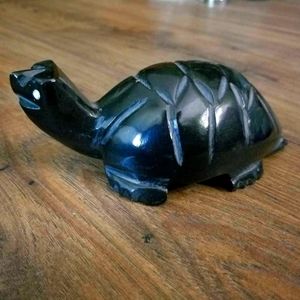 Black Stone Turtle Figurine 🐢